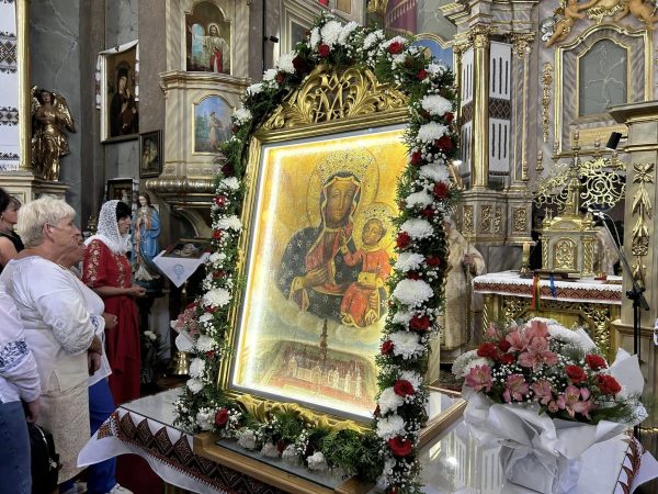 Буцнівська чудотворна ікона Божої Матері