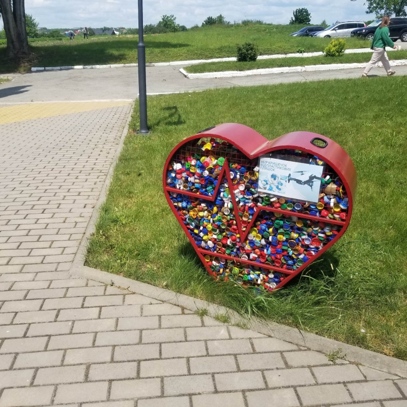 контейнер для кришечок у Байківцях